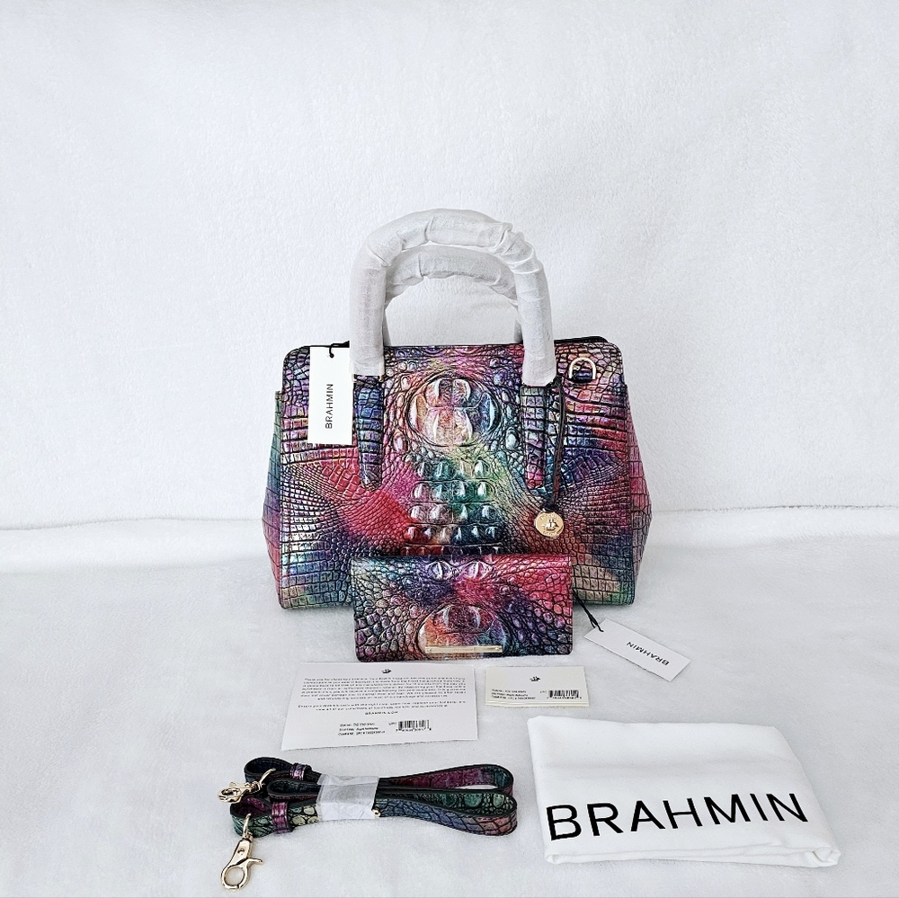 NWT Brahmin ARGYLE Small Finley w/Ady Wallet